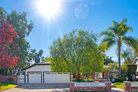 25992 Rich Springs Circle Laguna Hills, CA 92653