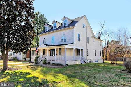 2916 Adams Place Falls Church, VA 22042