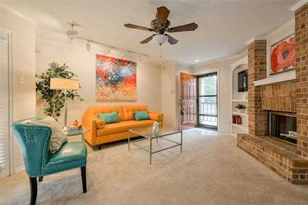 16301 Ledgemont Lane #262 Addison, TX 75001