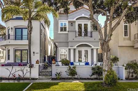 426 8th Street Huntington Beach, CA 92648