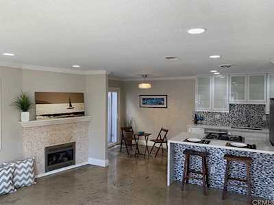 214 20th Street #A Huntington Beach, CA 92648