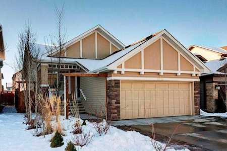 2118 Brightoncrest Common SE Calgary, AB T2Z 1E8