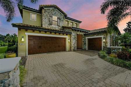 14219 Woodhall Place Lakewood Ranch, FL 34202