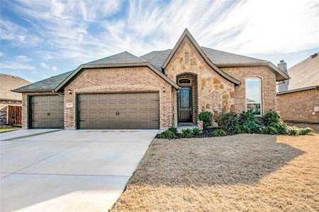 267 Pine Crest Drive Justin, TX 76247