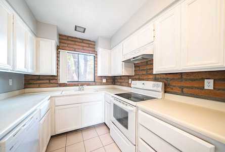 4430 E Hubbell Street #91 Phoenix, AZ 85008
