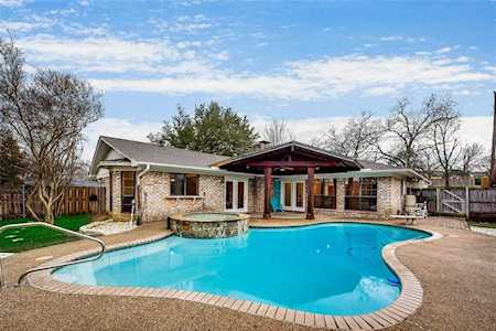 321 Mockingbird Lane Highland Village, TX 75077