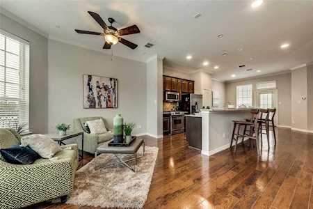 15826 Quorum Drive #105 Addison, TX 75001