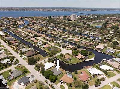 9730 Cypress Lake Dr Fort Myers, FL 33919