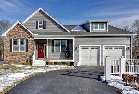 10 Palmer River Road Seekonk, MA 02771
