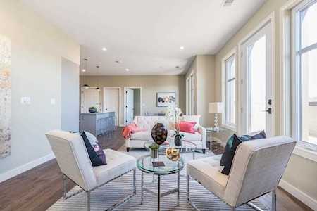 45 Burnett St #401A Boston, MA 02130
