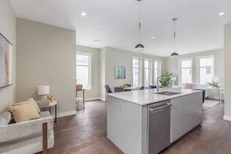 45 Burnett St #212 Boston, MA 02130