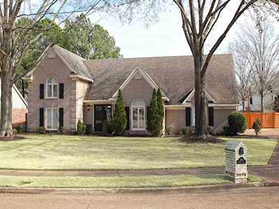 2046 NE Widgeon Way Dr Germantown, TN 38139
