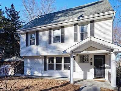 117 Grant Ave Newton, MA 02459