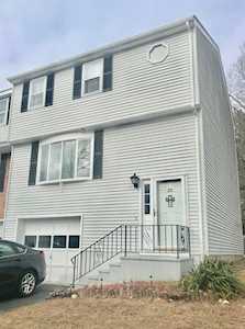 29 Plantation Rd #29 Oxford, MA 01540