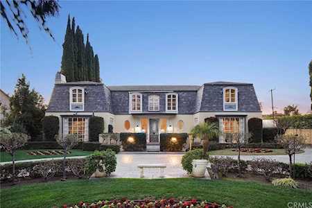 2106 N Victoria Drive Santa Ana, CA 92706
