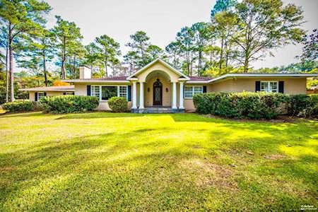 802 N Cherokee Dothan, AL 36303