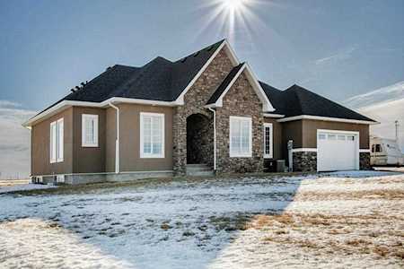 81007 404 Avenue E Rural Foothills County, AB T1V 1Z2