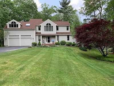 39 Stoneymeade Way Acton, MA 01720