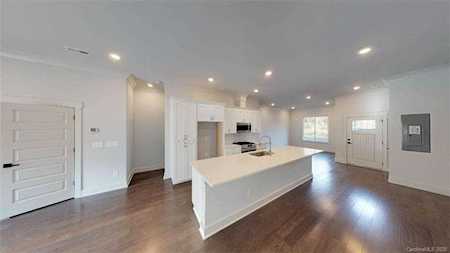 924 Van Every St Charlotte, NC 28205