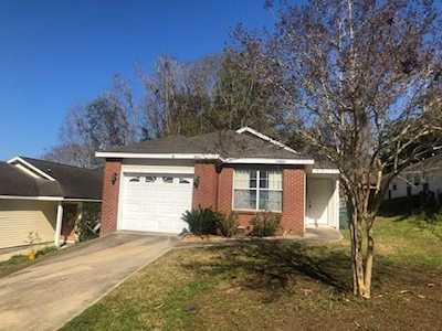 2692 Fairmount Lane Tallahassee, FL 32308