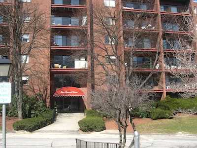 2 Summit Dr. #27 Reading, MA 01867