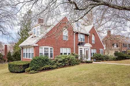 215 Waverley Ave Newton, MA 02458