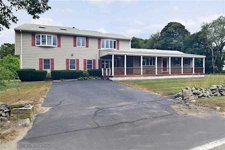 8 Birch Swamp RD Warren, RI 02885