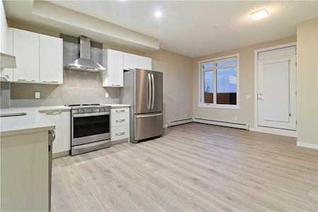 214 Sherwood Square NW #101 Calgary, AB T3R 1T6
