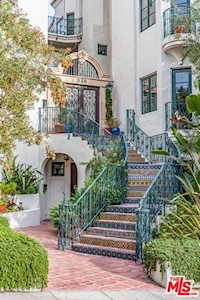 558 Hillgreen Drive #PH7 Beverly Hills, CA 90212