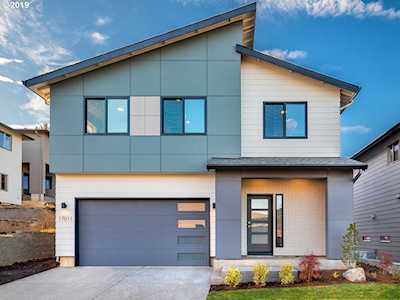 17004 SE Huckleberry St Happy Valley, OR 97086