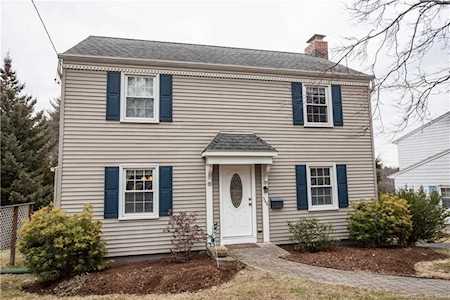 348 Ridgewood Road West Hartford, CT 06107