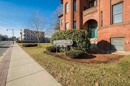 327 Plantation St #315 Worcester, MA 01604