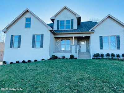 1604 Harmony Pointe Cir Goshen, KY 40026