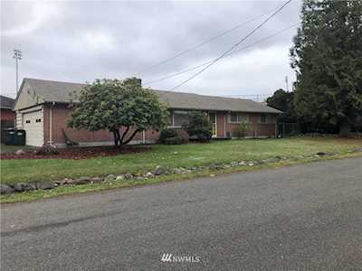 5906 Wildaire Rd SW Lakewood, WA 98499