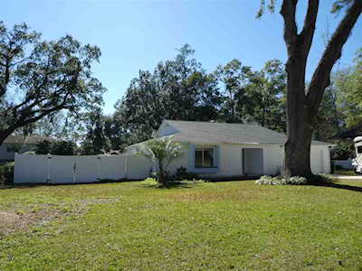 2403 Wintergreen Road Tallahassee, FL 32308