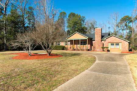 637 Bayshore Drive Wilmington, NC 28411