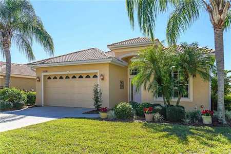 10090 Glenmore Avenue Bradenton, FL 34202