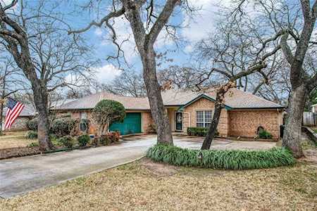 6804 Inwood Drive North Richland Hills, TX 76182