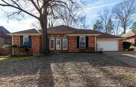 8923 Hickory Trail Dr Memphis, TN 38018