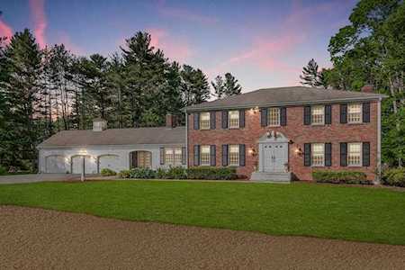 36 Wanders Drive Hingham, MA 02043