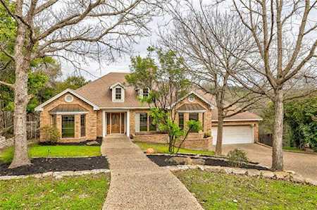 2103 Kemper Cv Austin, TX 78746