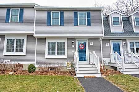 17 Benjamin Landing Ln #17 Franklin, MA 02038