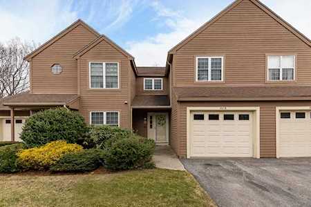 512 Ridgefield Cir #B Clinton, MA 01510