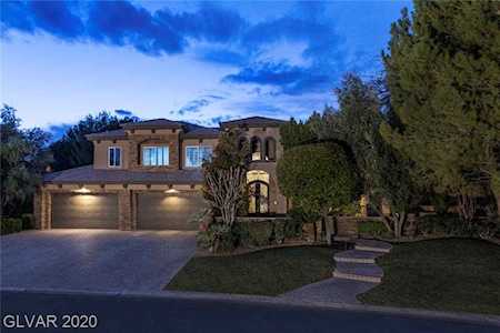 2817 High Sail Ct Las Vegas, NV 89117