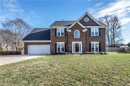 10106 Grimsby Ct Huntersville, NC 28078