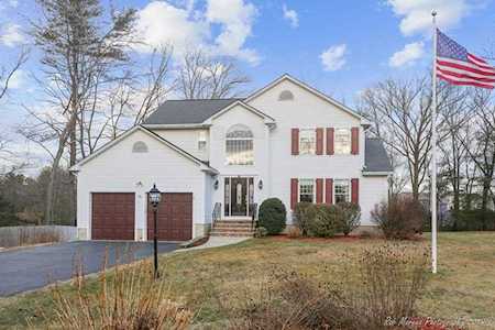 30 East Pasture Circle North Andover, MA 01845