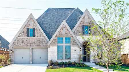 980 Myers Park Trail Roanoke, TX 76262