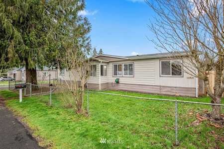 246 Alder St NE Castle Rock, WA 98611