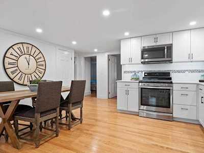 140 Appleton St North Andover, MA 01845