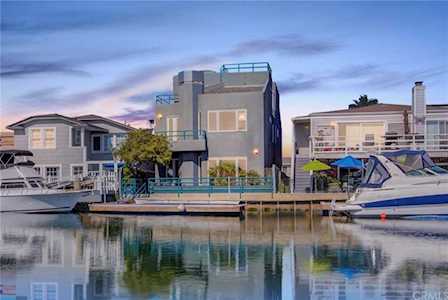 16695 Bayview Sunset Beach, CA 90742
